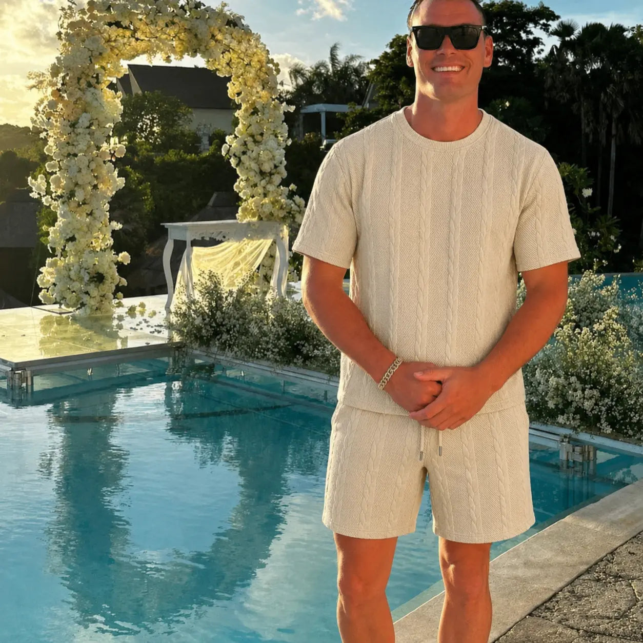Effortless Summer Style: How to Wear Linen Sets for a Clean Modern Look