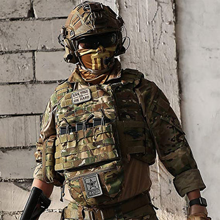 The G3 Pro Rapid Assault Combat Shirt With Pockets is famous for its high-level moisture-wicking ability. Its body fabric is much lighter than the arms, making it highly breathable. Also, the forearms are reinforced with material that doesn’t allow wear or tearing even in tough settings.
