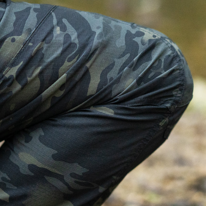 The Men's Tactical Pant is created for urban tactical men pants with law enforcement, outdoorsman, and rugged adventurers in mind. These Men's Stretch Tactical Pants Urban Pro Stretch Pants are crafted using polycotton ripstop, a premium fabric blend that provides load-bearing capabilities, durability, and comfort far beyond anything else on the market. 